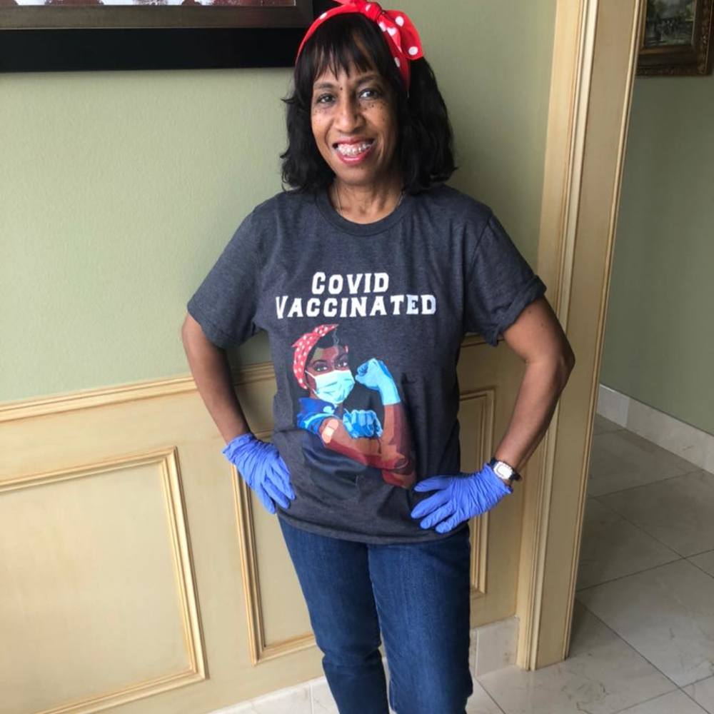 Meet your Posher, Angela